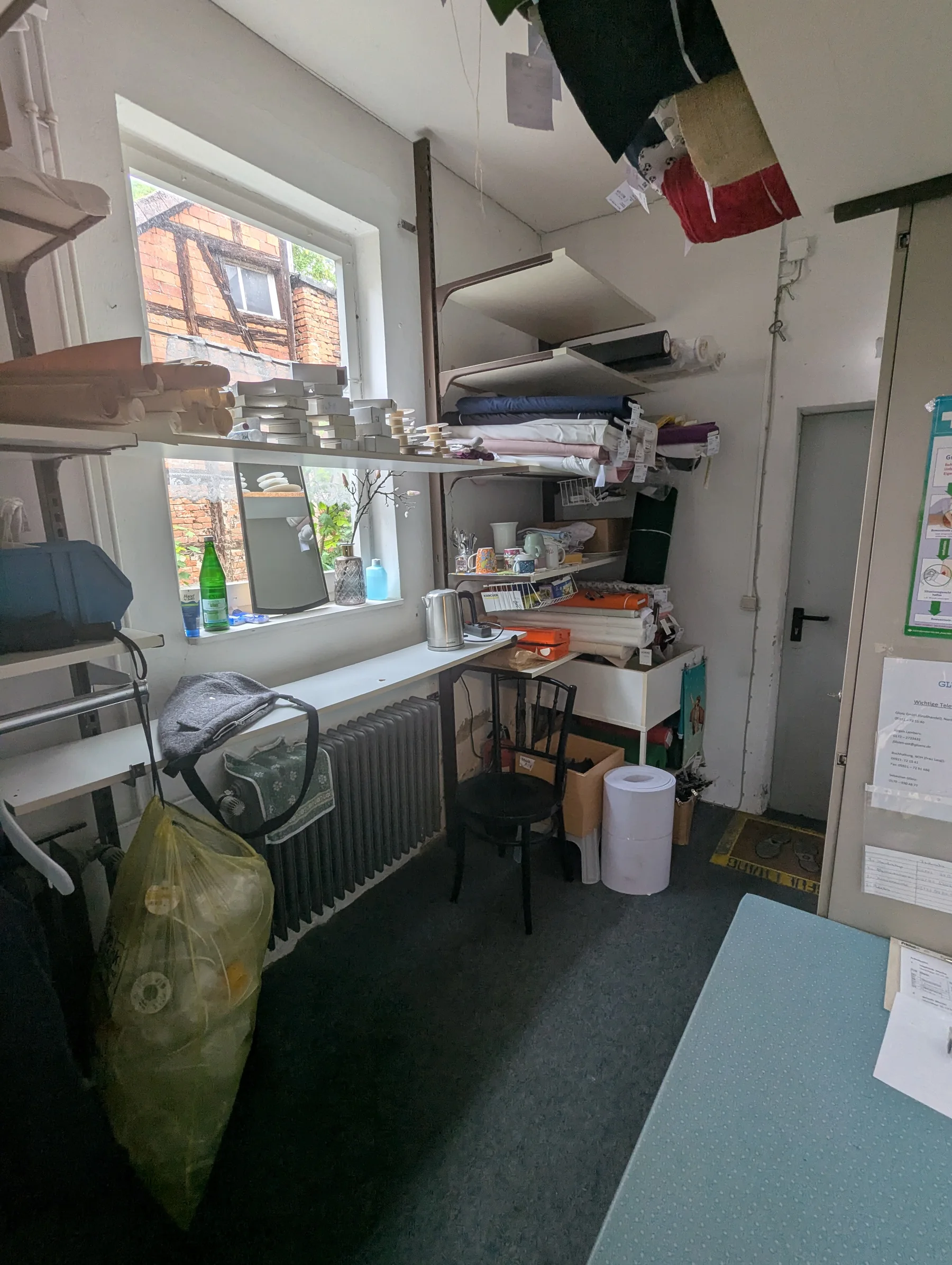 Gewerbefläche in Celle: Laden, Büro, Lager und Nebenräume Bild 3
